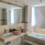 Maracana Homestay Marbella
