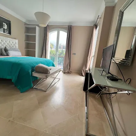 Maracana Homestay szállás Marbella