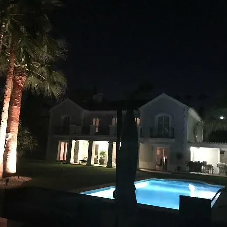 Maracana Homestay Marbella